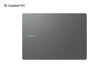 Samsung Galaxy Book5 Pro Closed